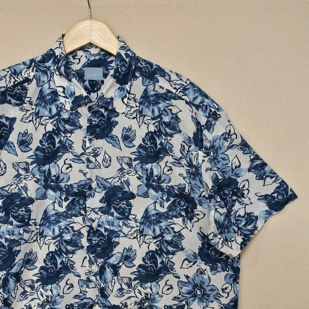 Culturata Short Sleeve Floral Print Contemporary Fit Button Down XL